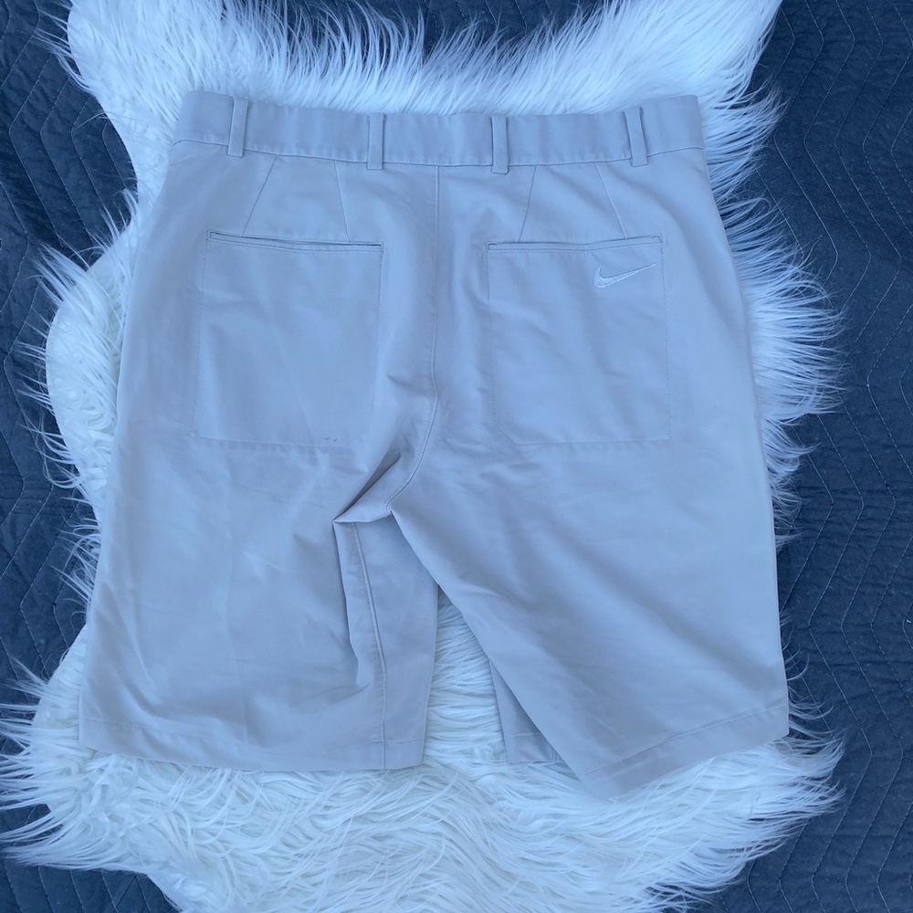 [Nike] Flex Hybrid Golf Shorts Khaki - Picture 6 of 8